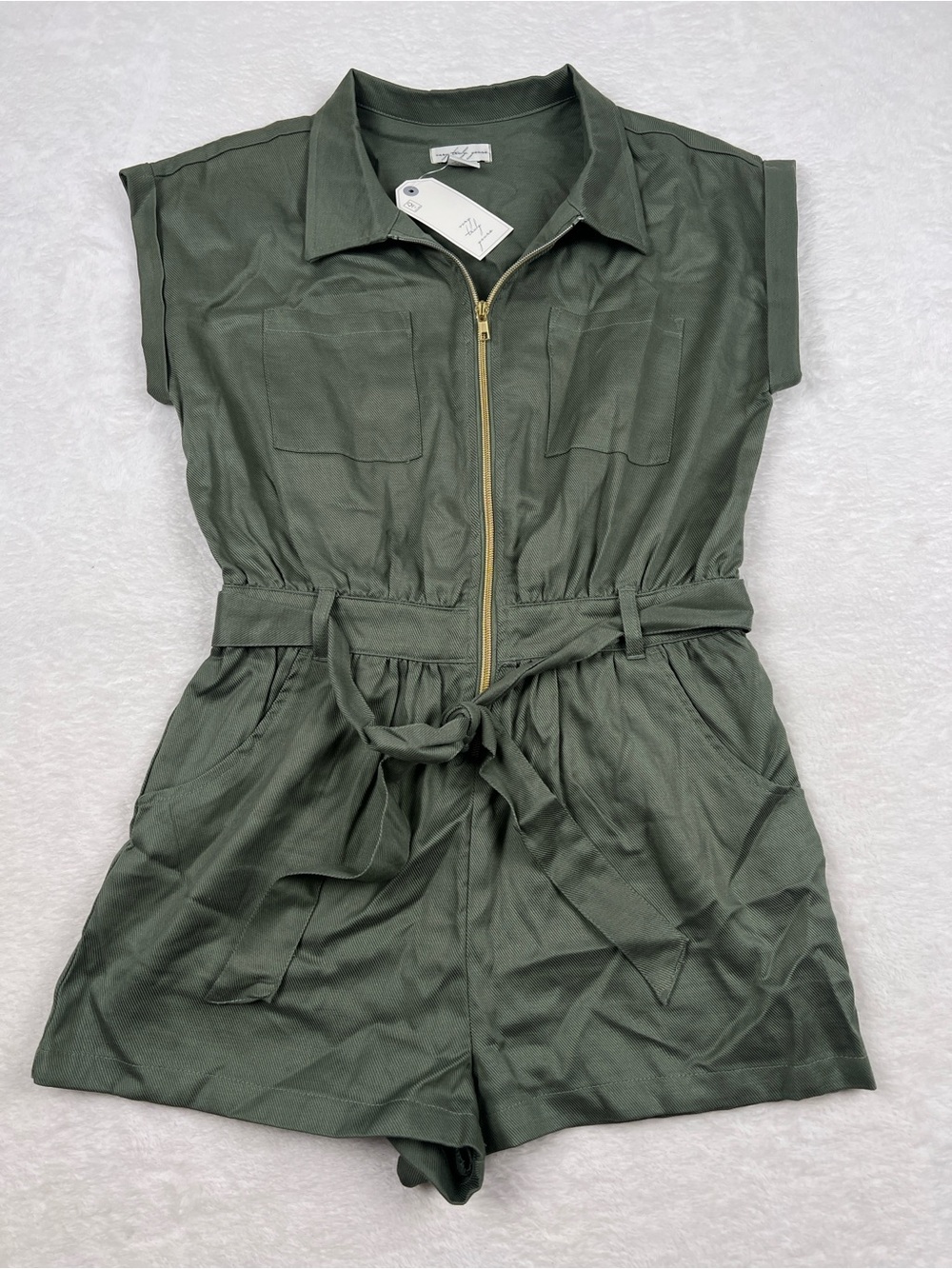 Very Truly Yours Linen Blend Utility Romper Olive Green Cap Sleeve M NWT